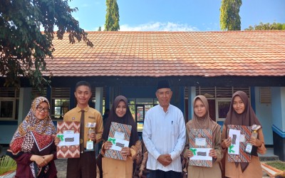 SISWA SMAS Nur Azizi Tj Morawa RAIH JUARA DI MTQ TINGKAT Kabupaten Deli Serdang
